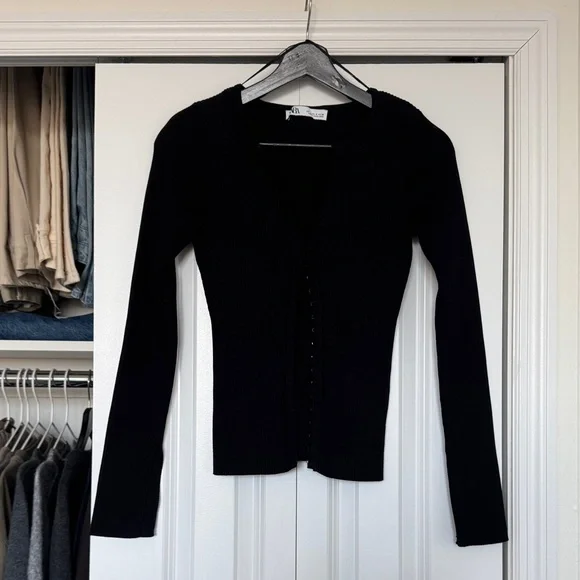 Zara Black Ribbed Cardigan - Picture 1 of 6